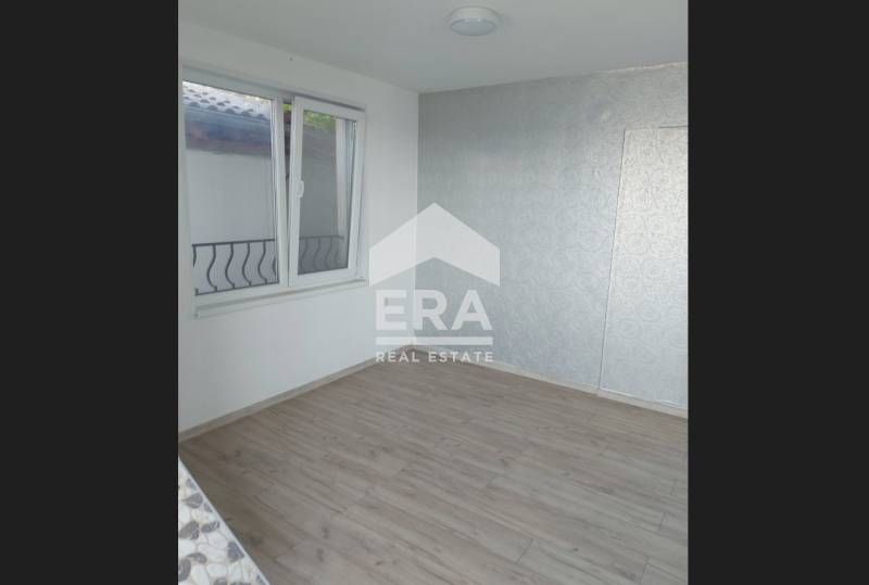 Дава се под наем Магазин в Варна, Цветен квартал - 35 кв.м за 375 € - Снимка #6