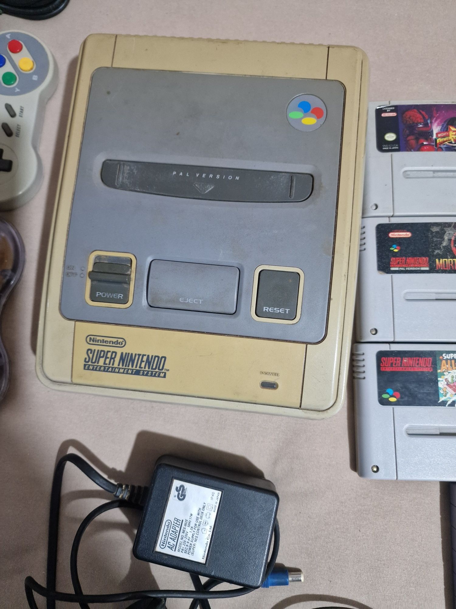 Snes комплект с дискети и джойстици