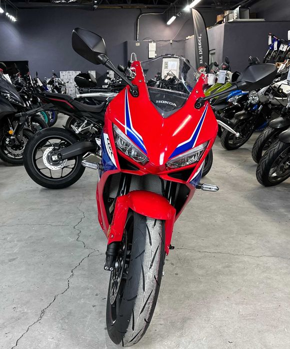 Honda CBR 650R 2025 nou 0 km - livrare prin Honda Constanta