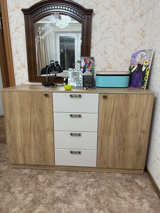 продам Комод в идеальном состоянии размеры высота 90 ширина 50 д145