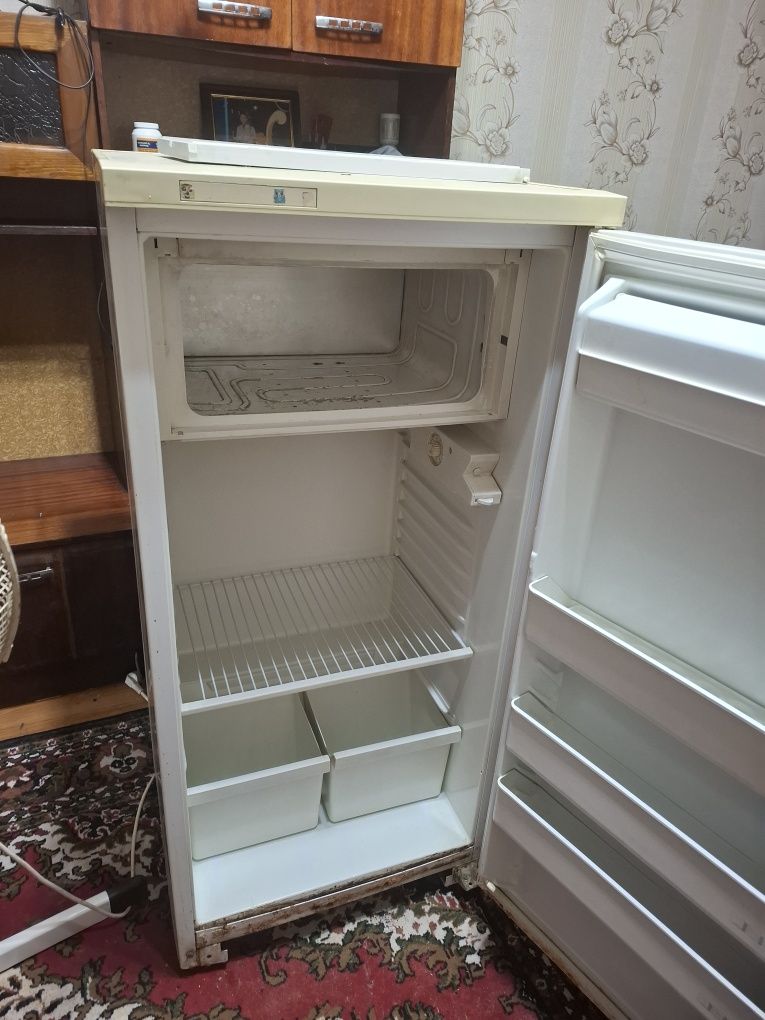 Продается холодильник б/у