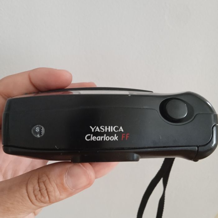 Yashica clearlookFF плёночный фотоаппарат