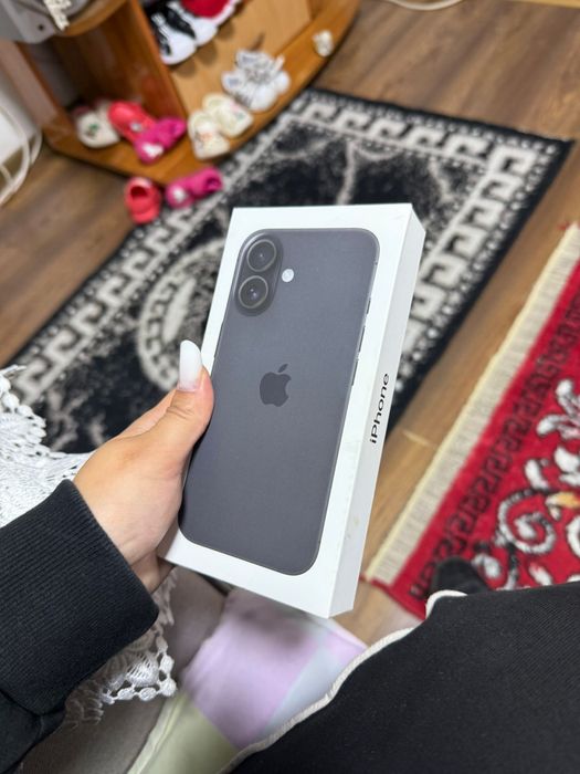 Vand iphone 16 sigilat