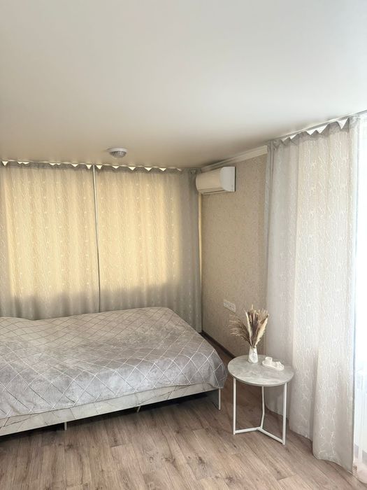 По суточно,день,ночь