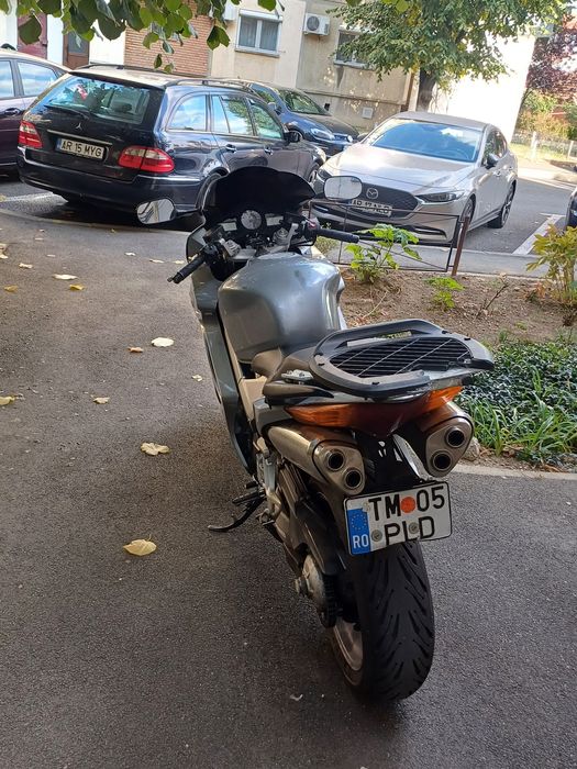 Vand Honda Vfr800 V-TEC Sau schimb cu yamaha fjr1300