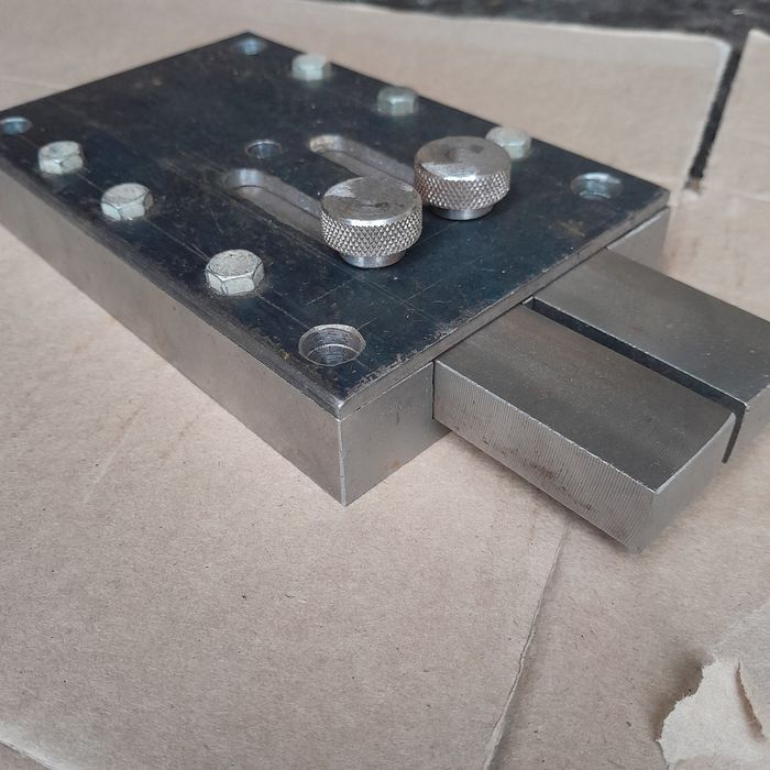 Замок гаражный, реечный. Новый. Петли гаражные, наварные. Новые.