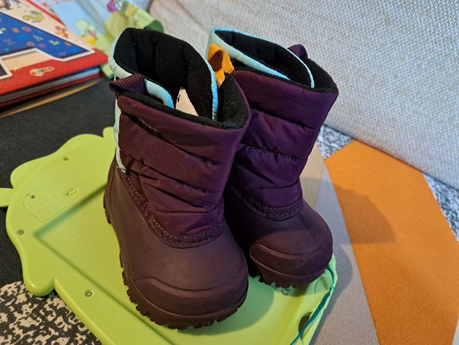 Cizme iarna copii decathlon  marimea 20/21