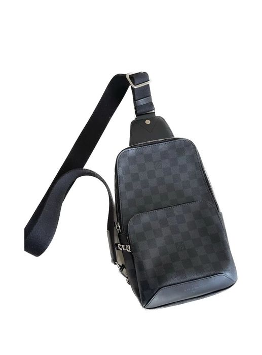 Мъжка чанта Louis Vuitton Avenue Sling Bag