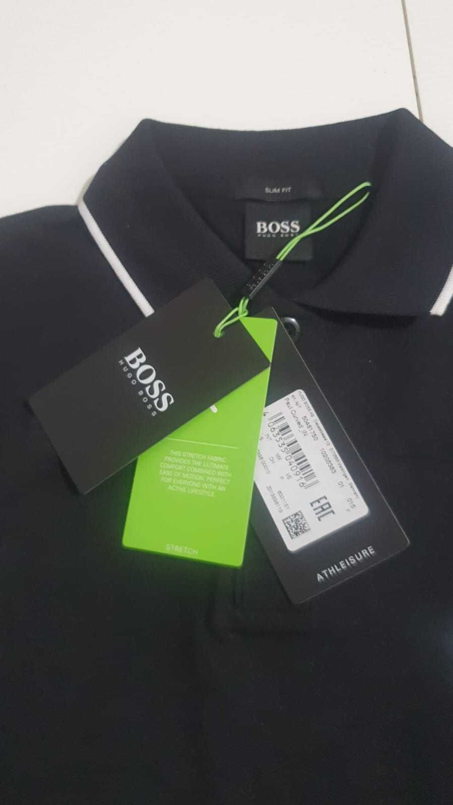 Vand tricouri Hugo Boss masura S si M original nou cu eticheta