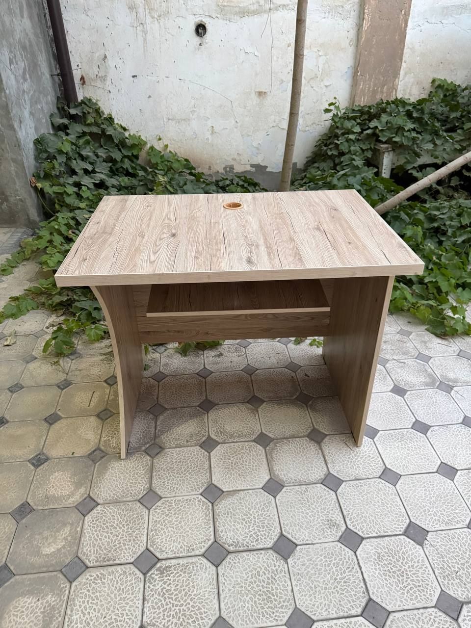 Компютерный столик, б/у.