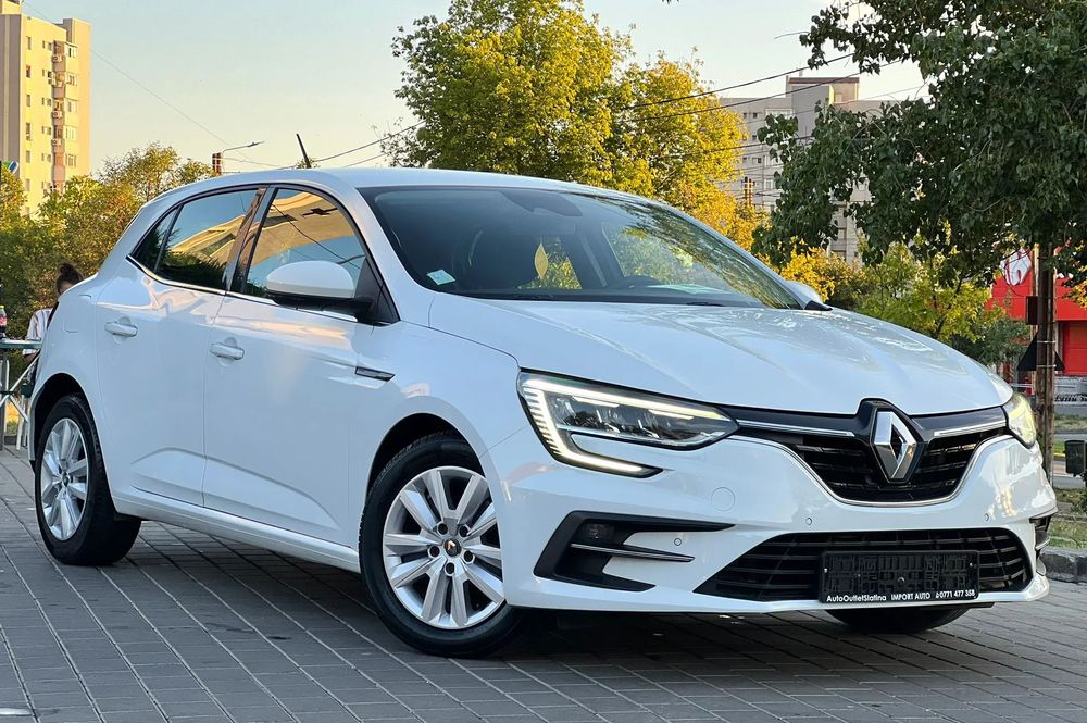 Renault Megane Faruri full Led - semnalizari dinamice- navi