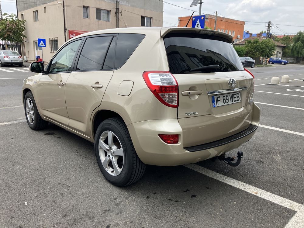 Toyota rav4 2012 automata 138000km