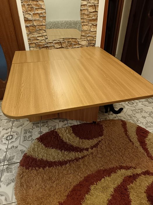 Masa extensibila 12 persoane