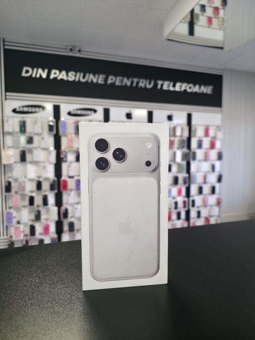 Iphone 17 Pro Max / Silver / sigilat / DeluxGSM