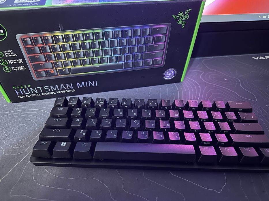 Продам клавиатуру razer