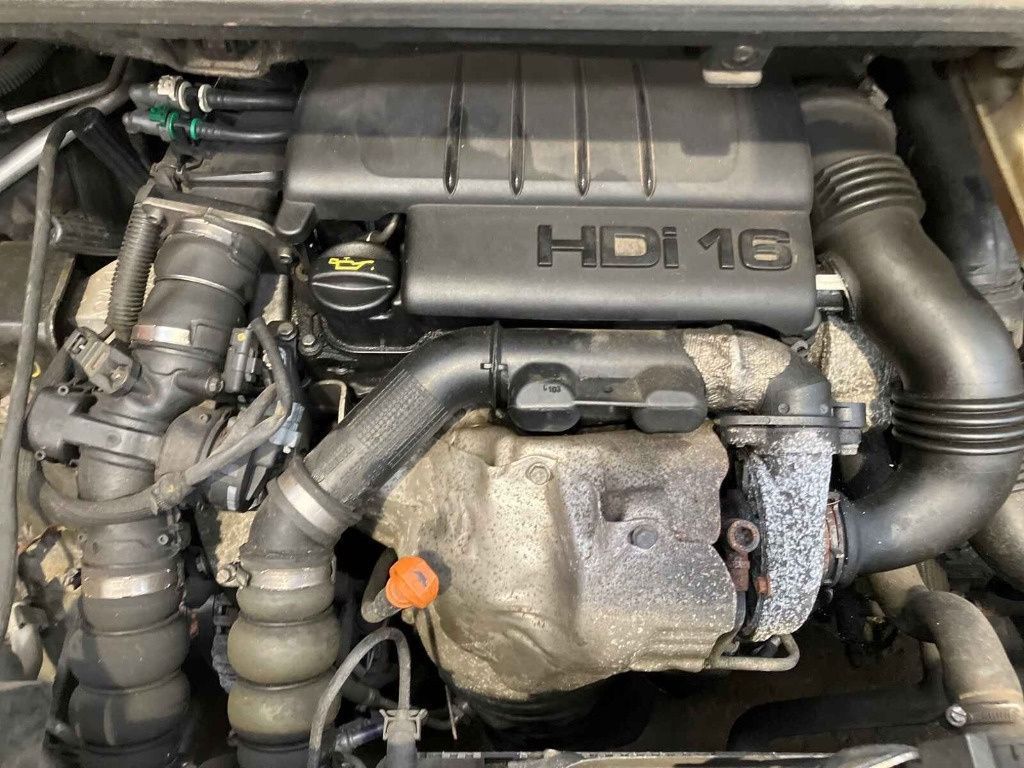 Pompa injectie Peugeot 3008 2010 SUV 1.6 TDI 9H01