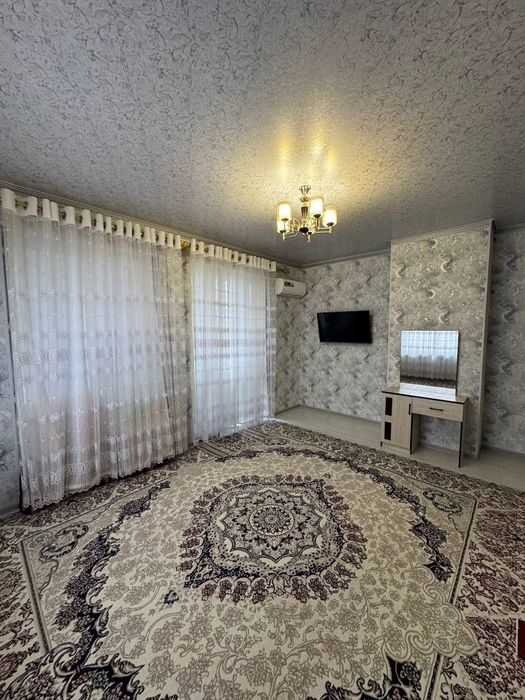 Mirzo Ulugbek metro yaqnida kvartira