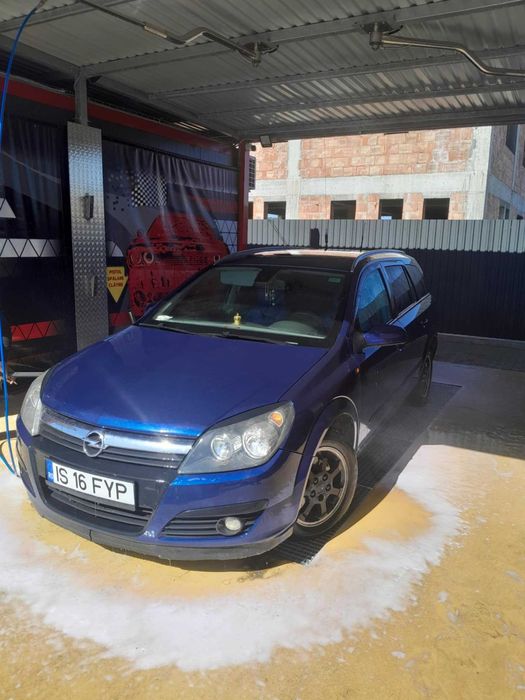 Vând Opel Astra h motor 1.7 !