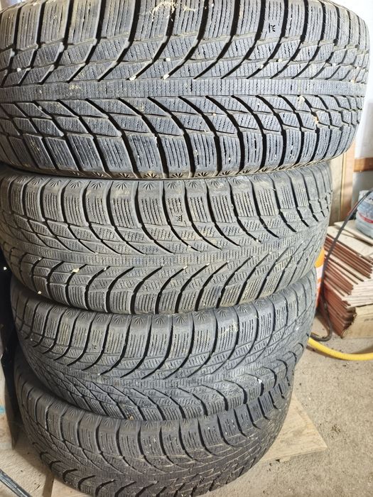 Kumho 215 60 R16