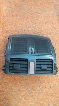 Grila bord Toyota Auris