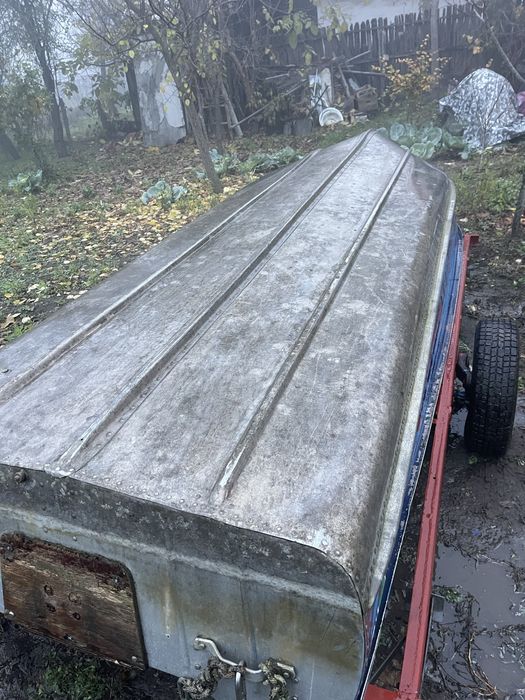 Vând barcă de aluminiu 4,3 m