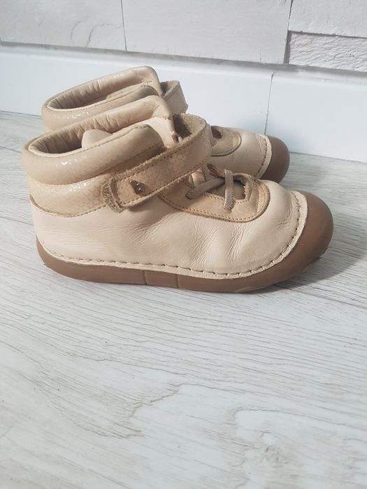 Ghete piele bibi marimea 24 25 15.5 cm