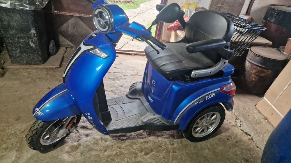 Scuter electric 3 roți C-Klass RDB – autonomie și confort