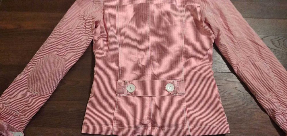 Вталено дамско интересно розово сако. Размер "М".