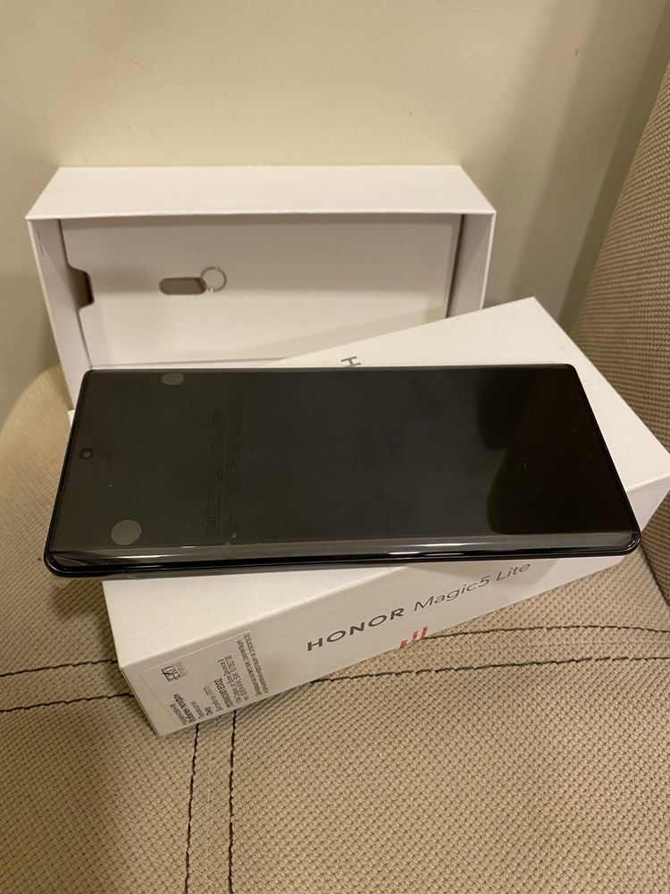 Honor Magic 5 lite 8/256GB
