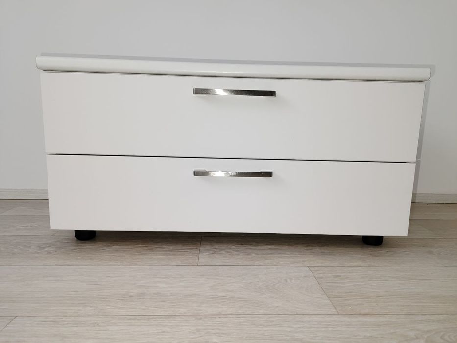 Тумбочка Тумбочка