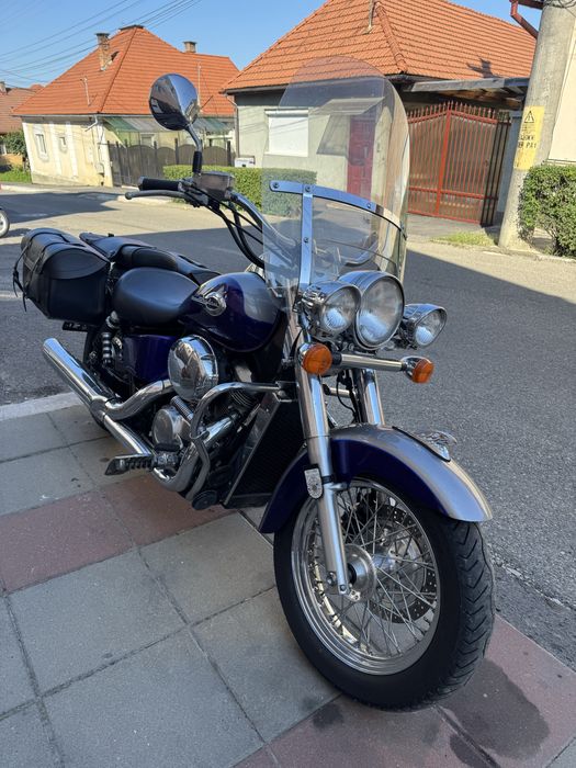 Honda shadow 750