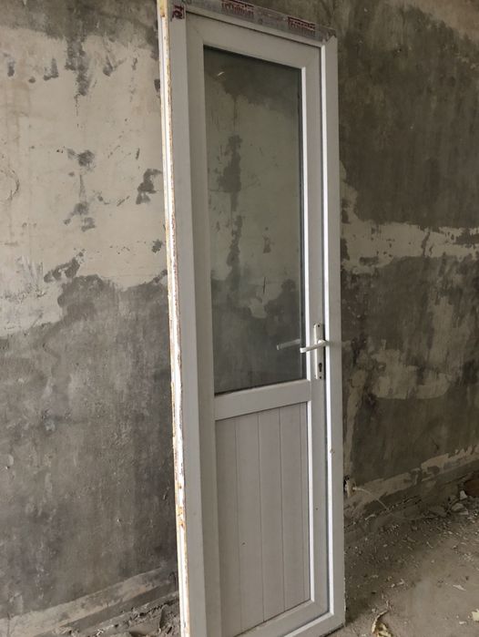 Дверь пластиковая 60