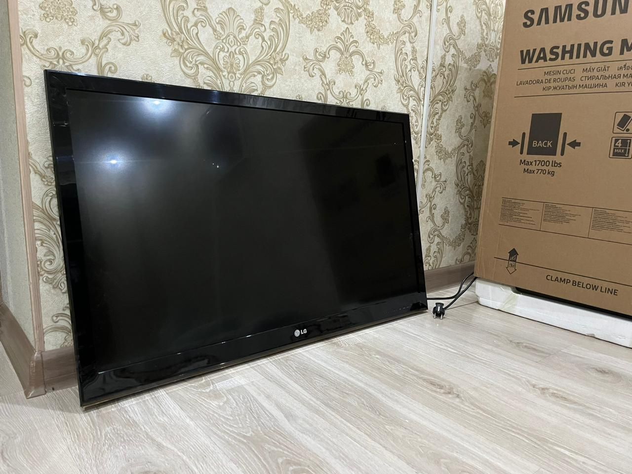 Продам телевизор LG