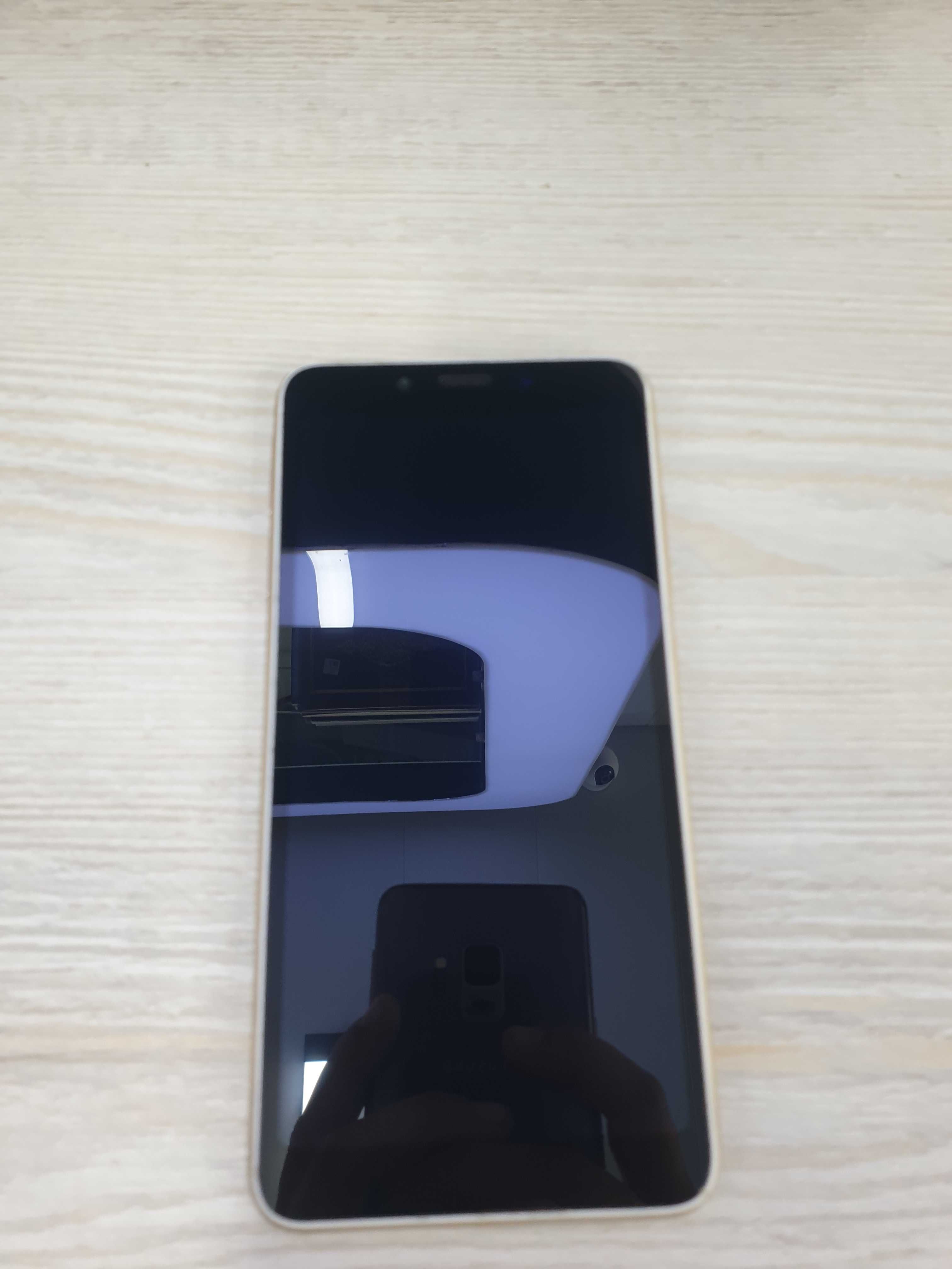 Redmi 6 gold 2/32 srochno sotiladi