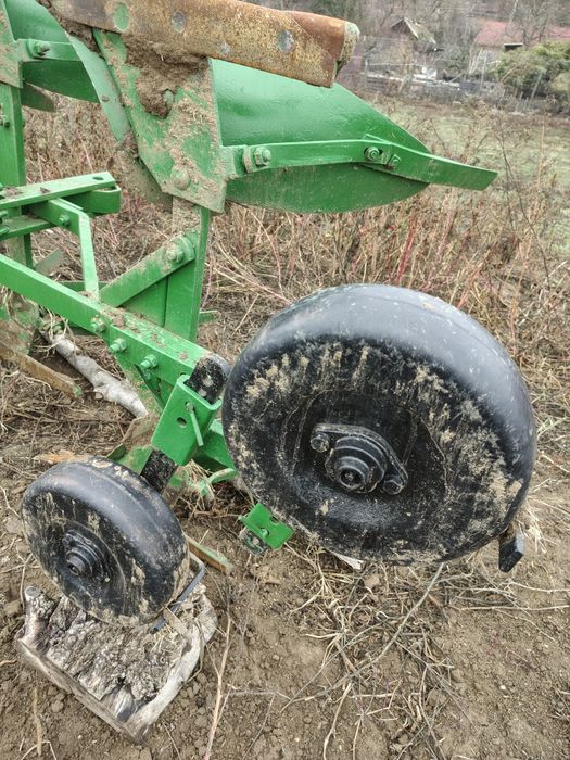 Plug ,prășitoare și cutii azotat