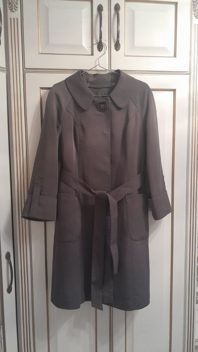 Женский модный плащи.