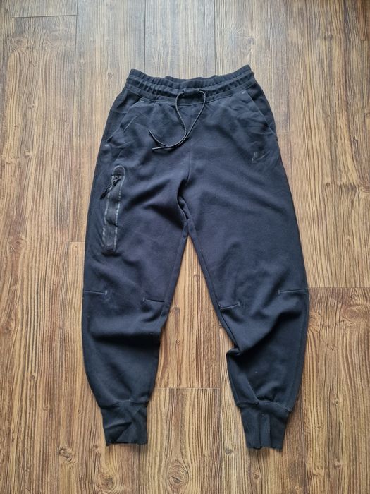 Страхотно мъжко спортно долнище NIKE размер S