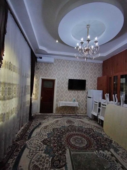 Samarqand darvoza
Arintir apteka 
4xona+padval 3-sotuv
masjid yonida