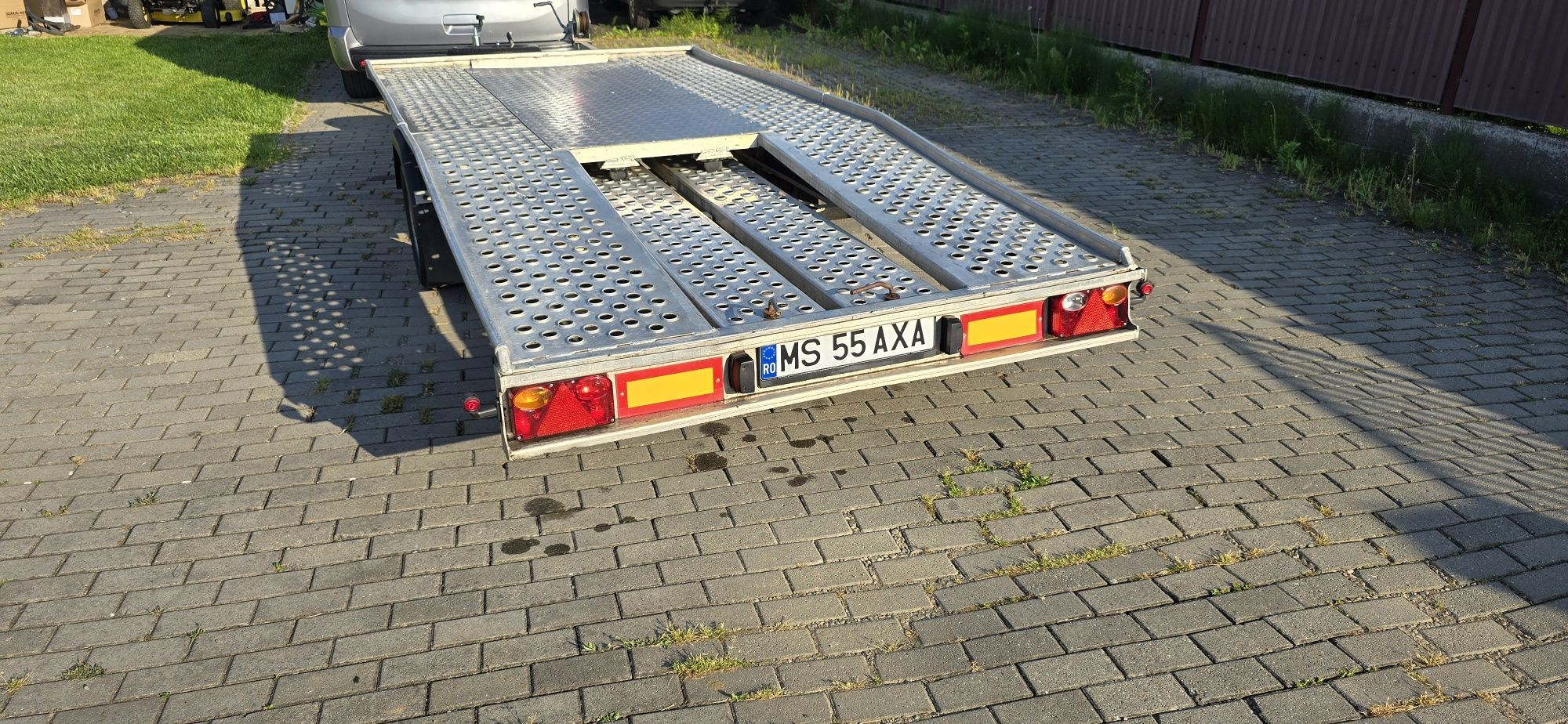 Trailer, platforma auto 1 ax, o axa, 1800 kg