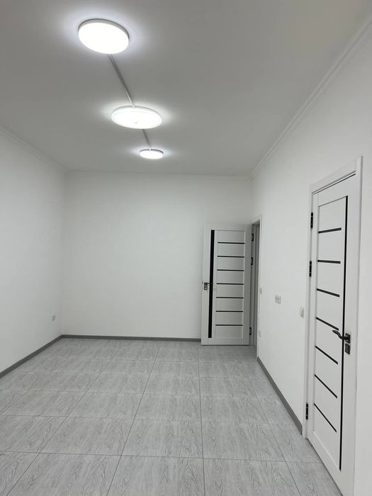 Продаётся квартира, под нежилое!!! ЭКО Базар