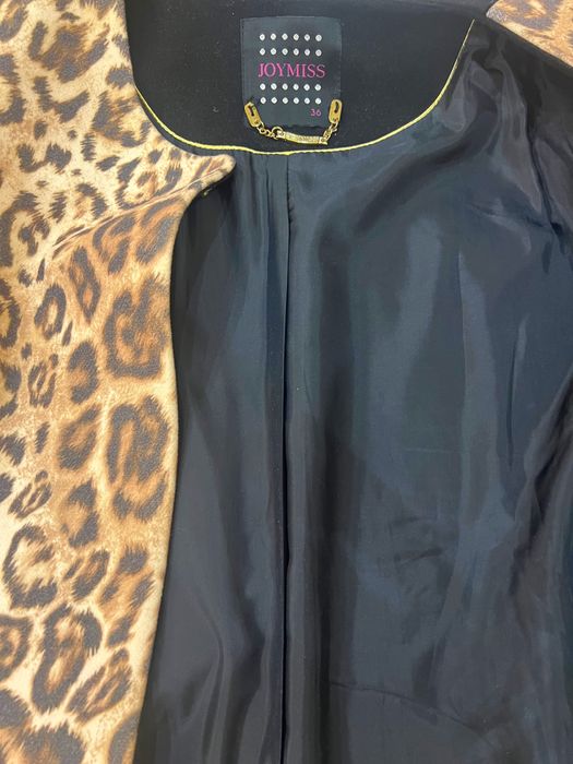 Пальто демисезонная, кашемир.