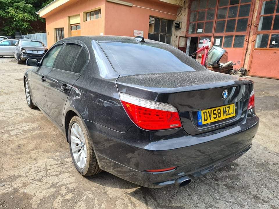 BMW E60 520D 177кс N47 Facelift Dynamic recaro ръчка НА ЧАСТИ !