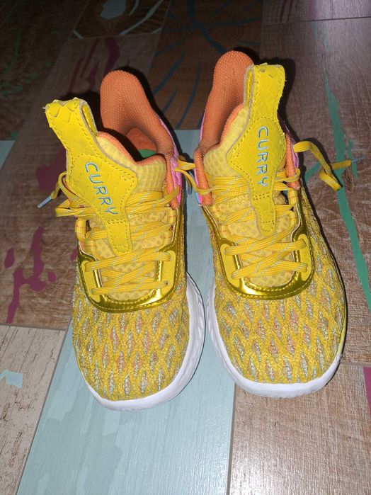 Оригинални маратонки на Къри