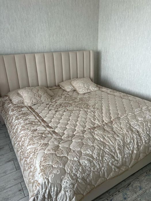 спальная кровать