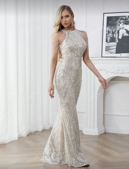 Уникална рокля на пайети