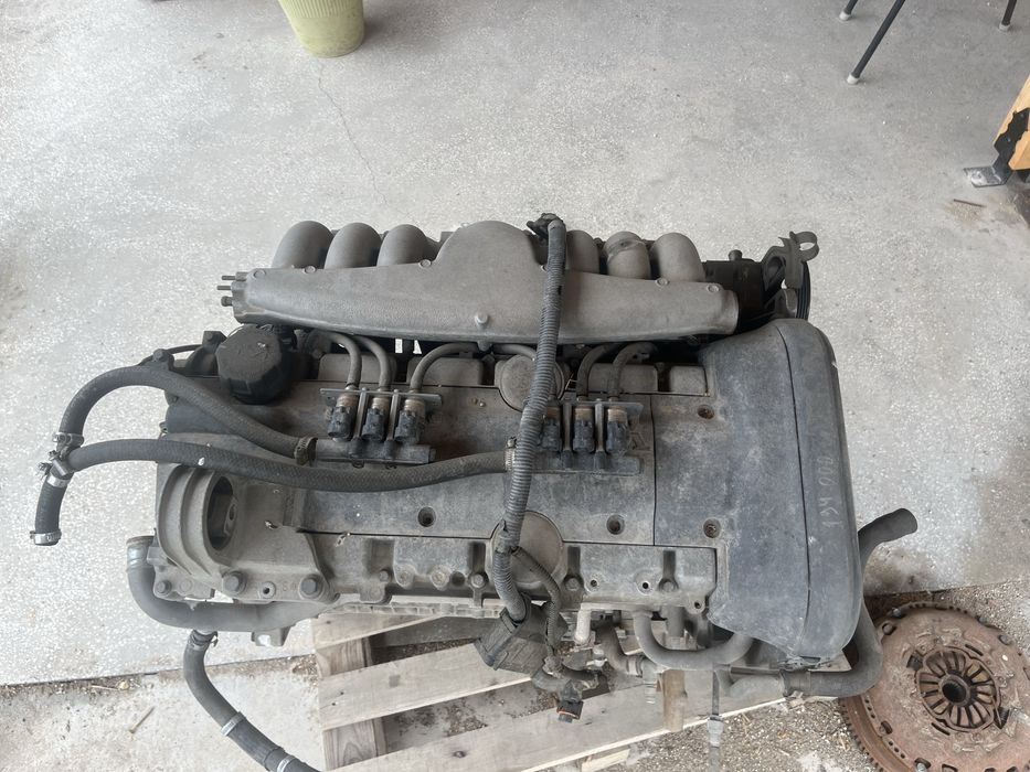 Продавам мотор от Volvo S80 2.9 204коня