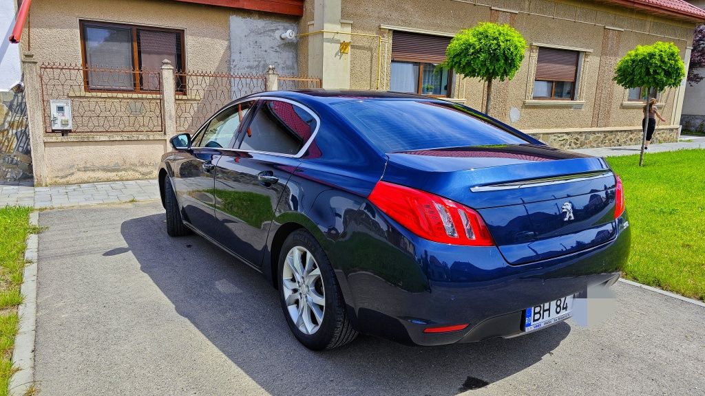 PEUGEOT 508 Hybrid4