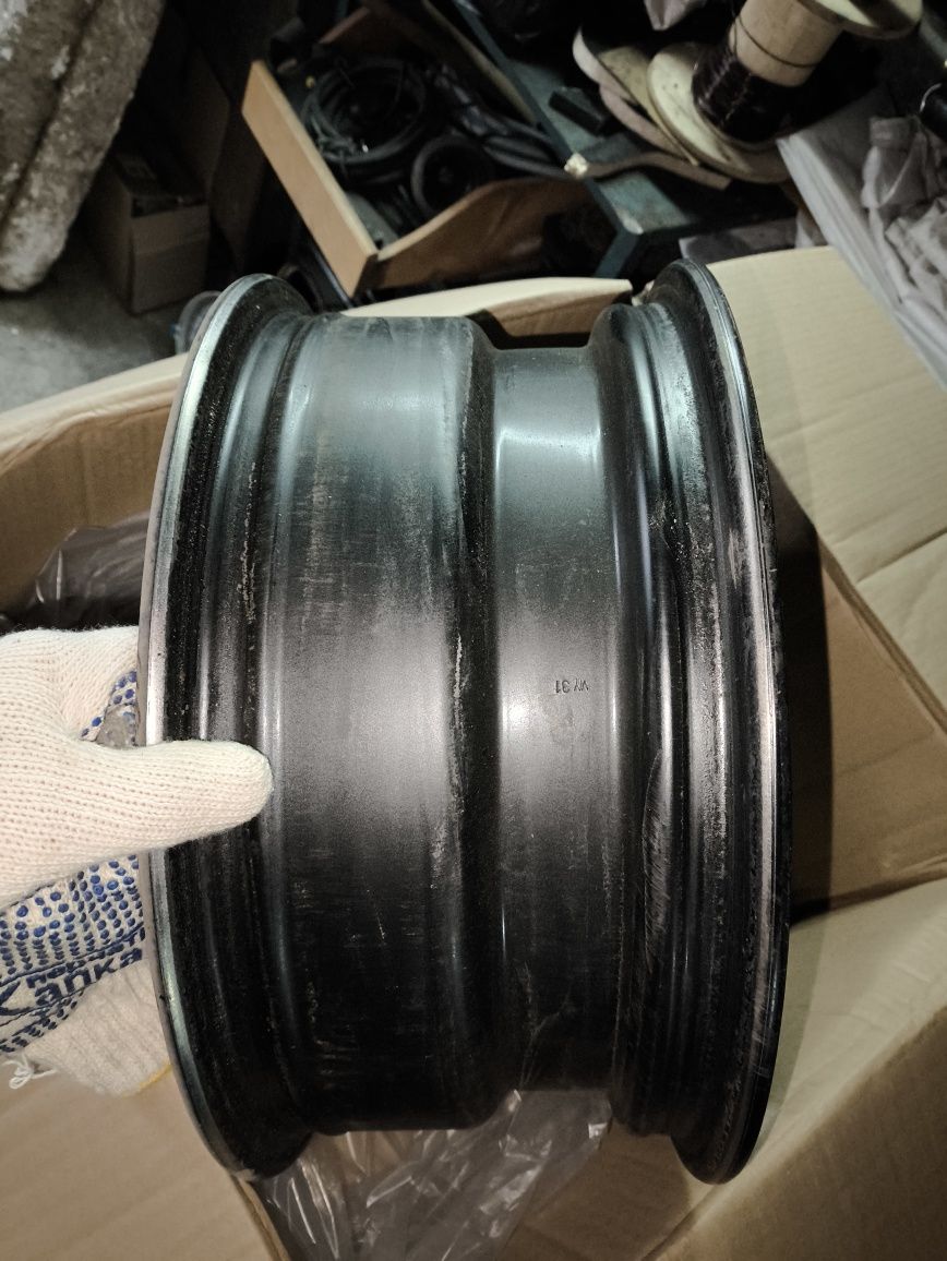 Железные  Диски на 16 tayota 5 /114,3