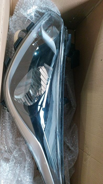 Продам фару на киа рио 4