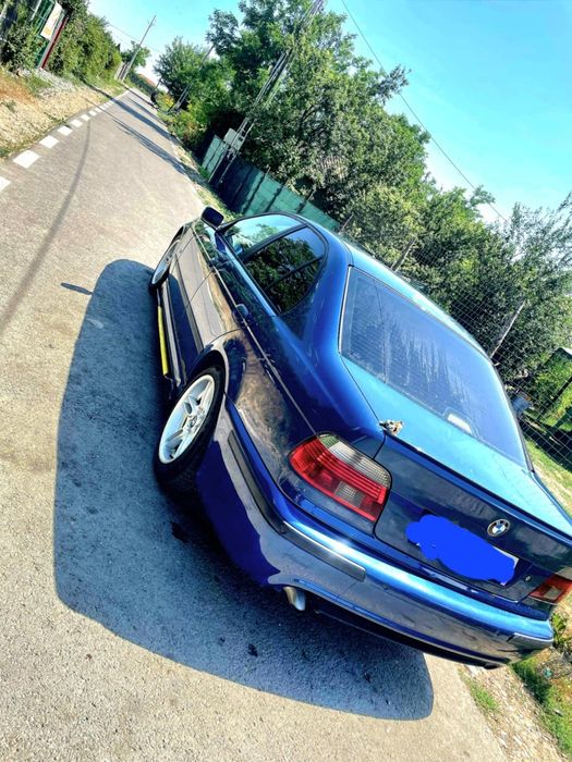 Se vinde .3.0 d manual